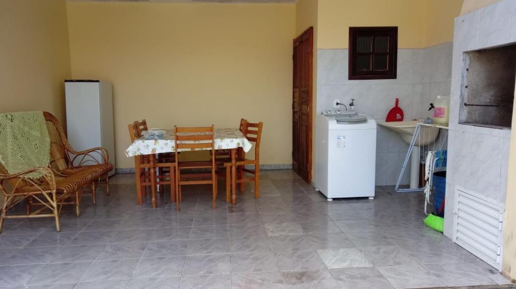 Casa Guaratuba Espacosa E Confortavel Kültér fotó